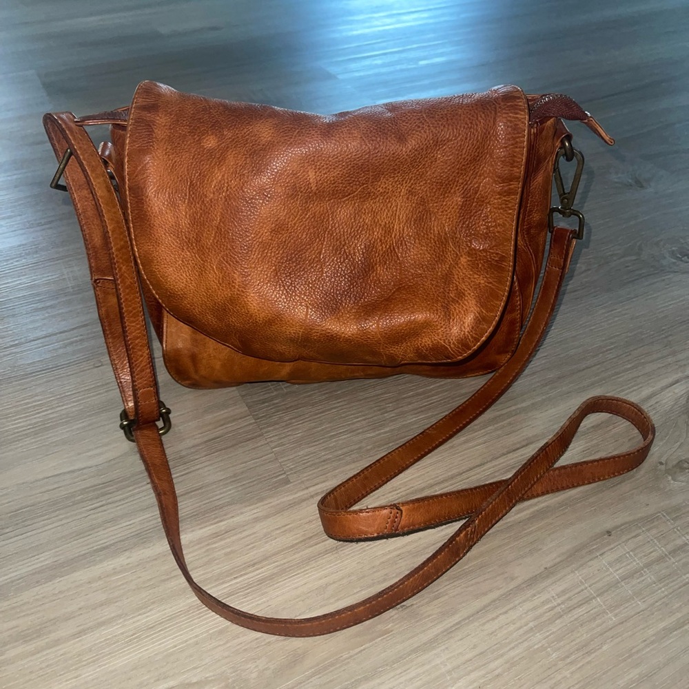 Elegant Brown real Leather Crossbody Bag